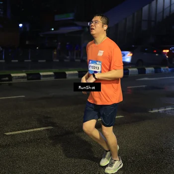 Runner Photo 7891305