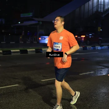 Runner Photo 7891309