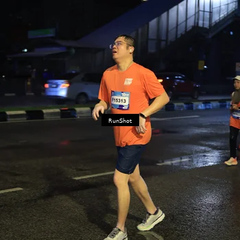Runner Photo 7891317