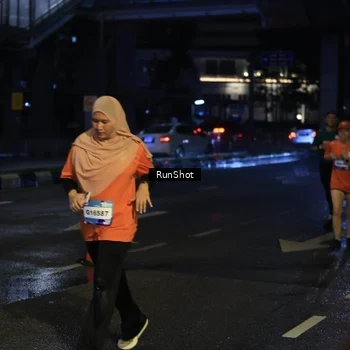 Runner Photo 7891353