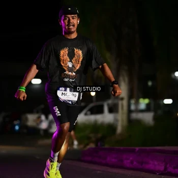 Runner Photo 7891385