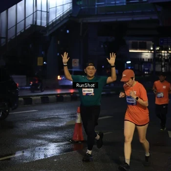 Runner Photo 7891403