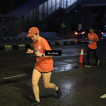 Runner Photo 7891431