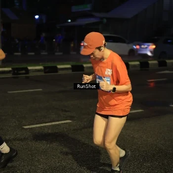 Runner Photo 7891437