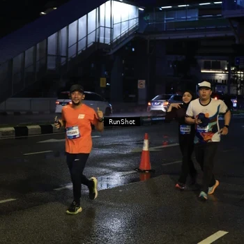 Runner Photo 7891451