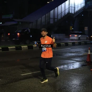 Runner Photo 7891455