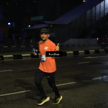 Runner Photo 7891461