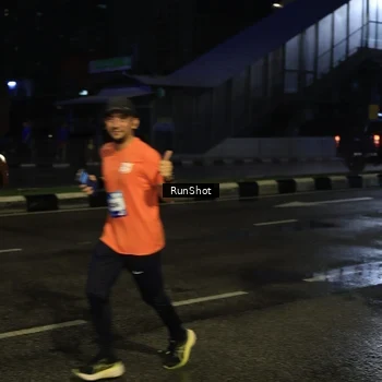 Runner Photo 7891464