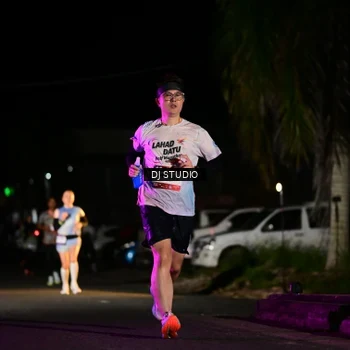 Runner Photo 7891475