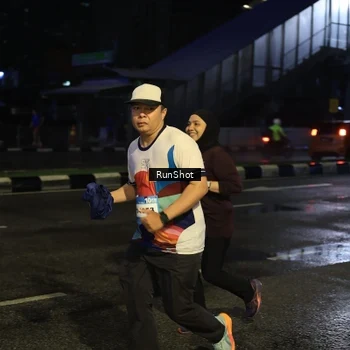 Runner Photo 7891480