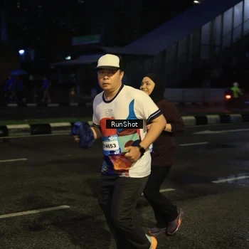 Runner Photo 7891483