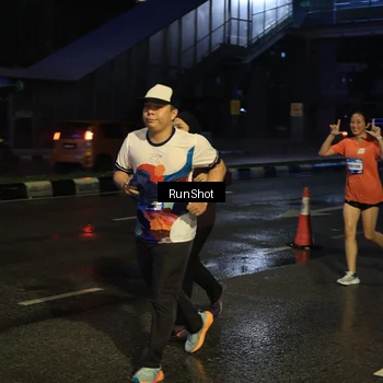 Runner Photo 7891489