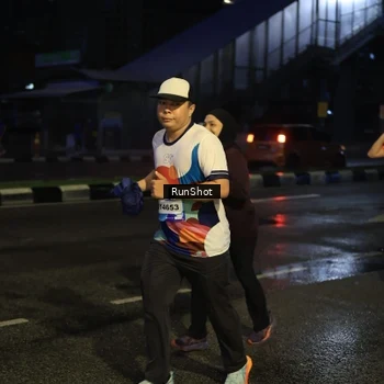 Runner Photo 7891503