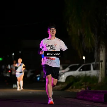 Runner Photo 7891537