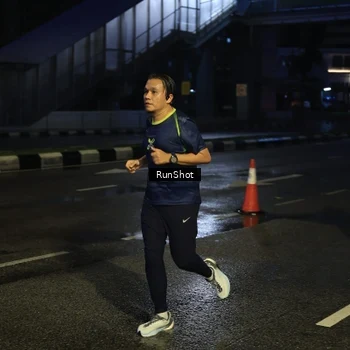 Runner Photo 7891538