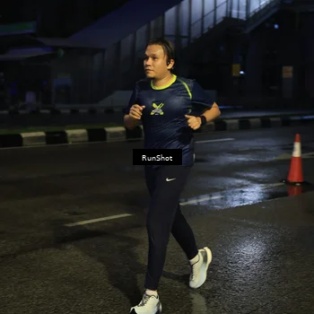 Runner Photo 7891546
