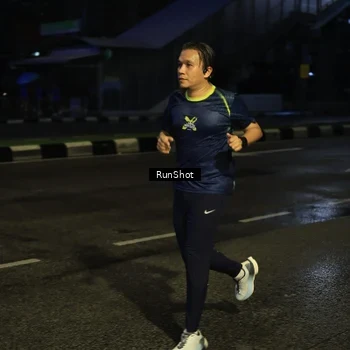 Runner Photo 7891547