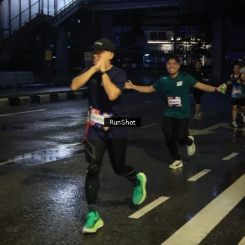 Runner Photo 7891556