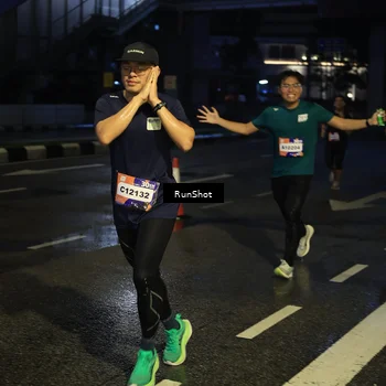 Runner Photo 7891559