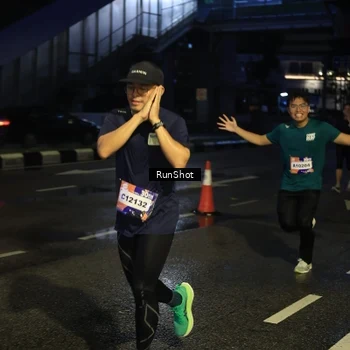 Runner Photo 7891563