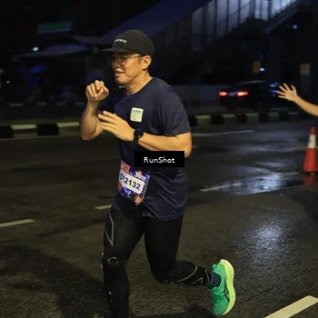 Runner Photo 7891572