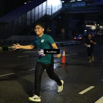 Runner Photo 7891582