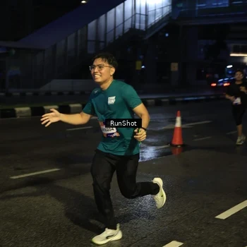 Runner Photo 7891583