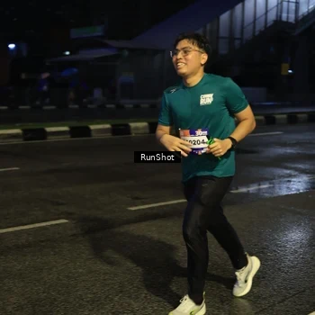 Runner Photo 7891594