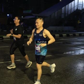 Runner Photo 7891635
