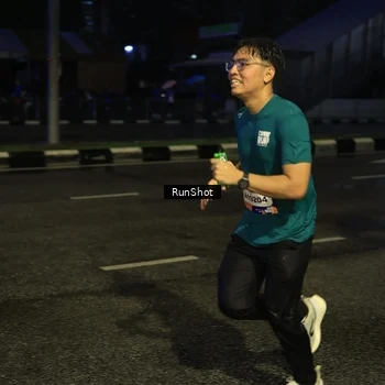 Runner Photo 7891636