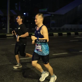 Runner Photo 7891639