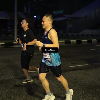 Runner Photo 7891645