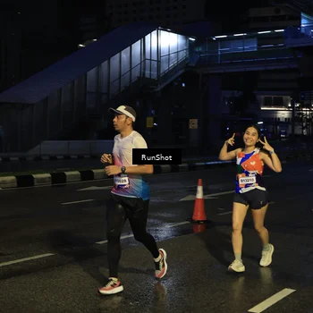 Runner Photo 7891653