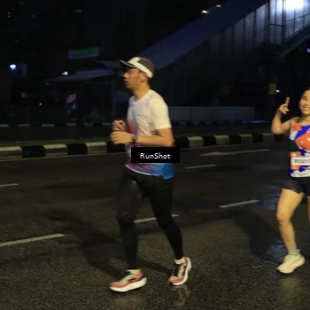 Runner Photo 7891664