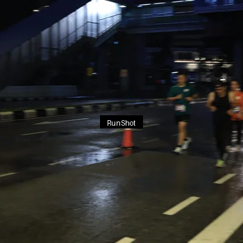 Runner Photo 7891696