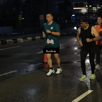 Runner Photo 7891710