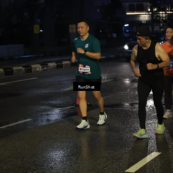 Runner Photo 7891711