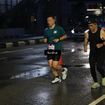 Runner Photo 7891716
