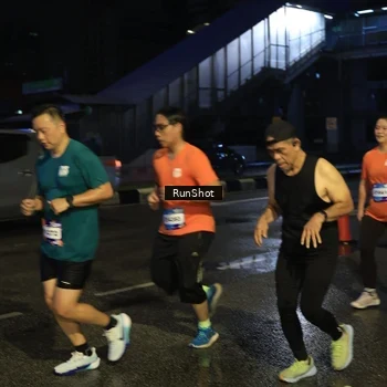 Runner Photo 7891737