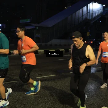 Runner Photo 7891741