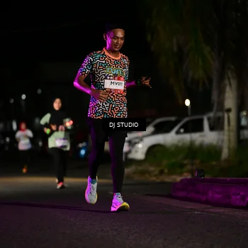 Runner Photo 7891752