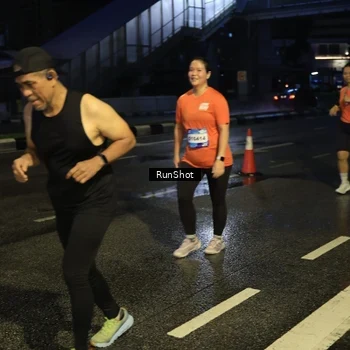 Runner Photo 7891753
