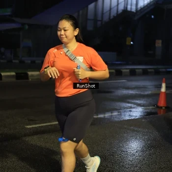 Runner Photo 7891800