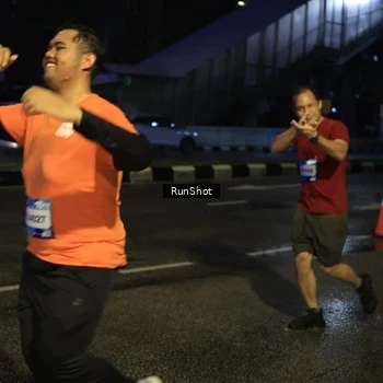 Runner Photo 7891819