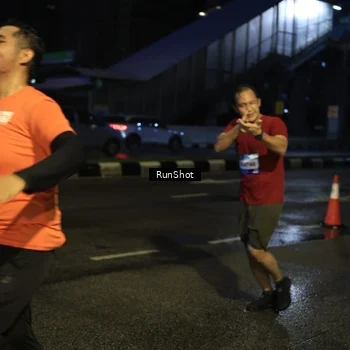 Runner Photo 7891848