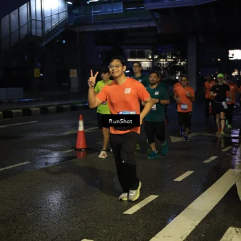 Runner Photo 7891866