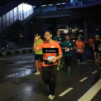 Runner Photo 7891869
