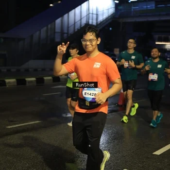 Runner Photo 7891883