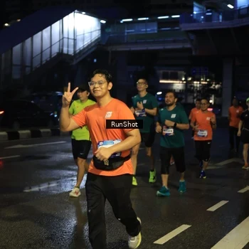 Runner Photo 7891884