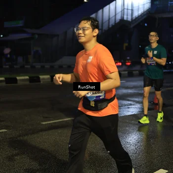 Runner Photo 7891899